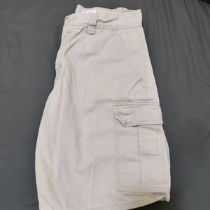 Silver tab Levi cargo shorts size 32